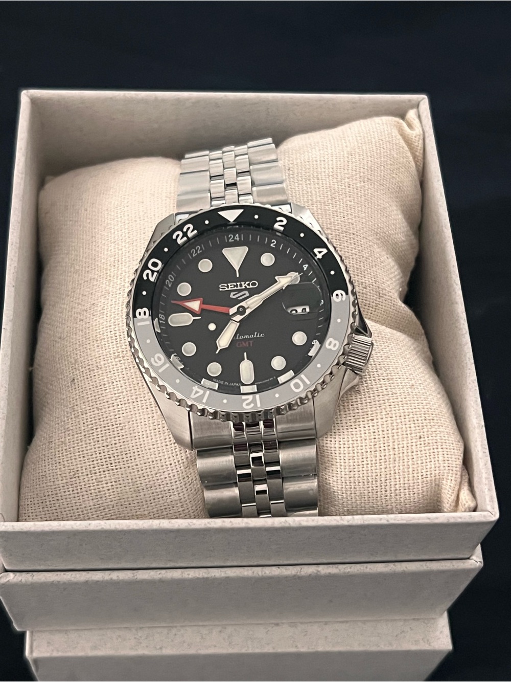 Seiko Silver Stainless Steel Watch with Black Dial and GMT Bezel